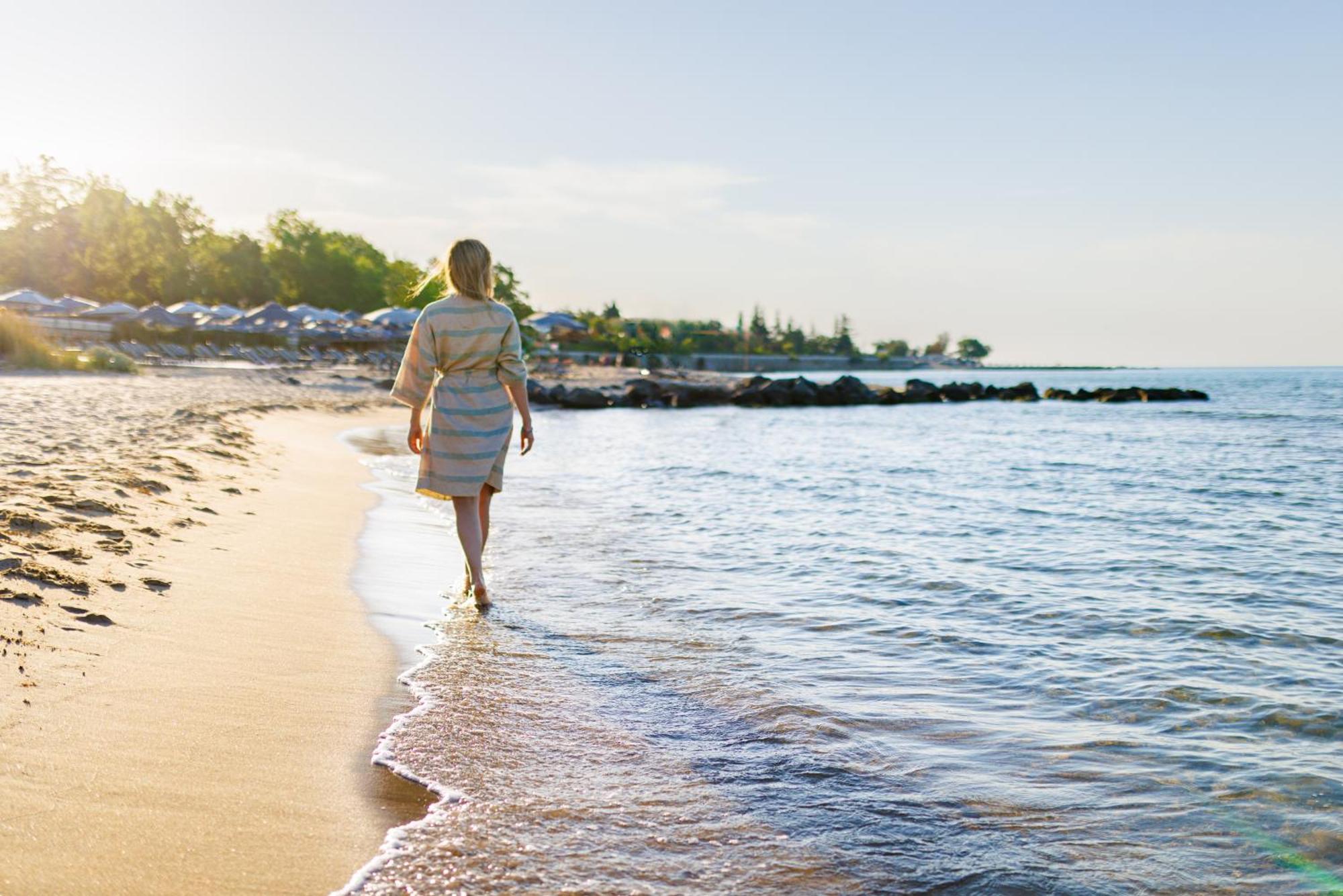 Secrets Sunny Beach Resort & Spa (Adults Only) エクステリア 写真 A beach in Varvarovski, Ohrid